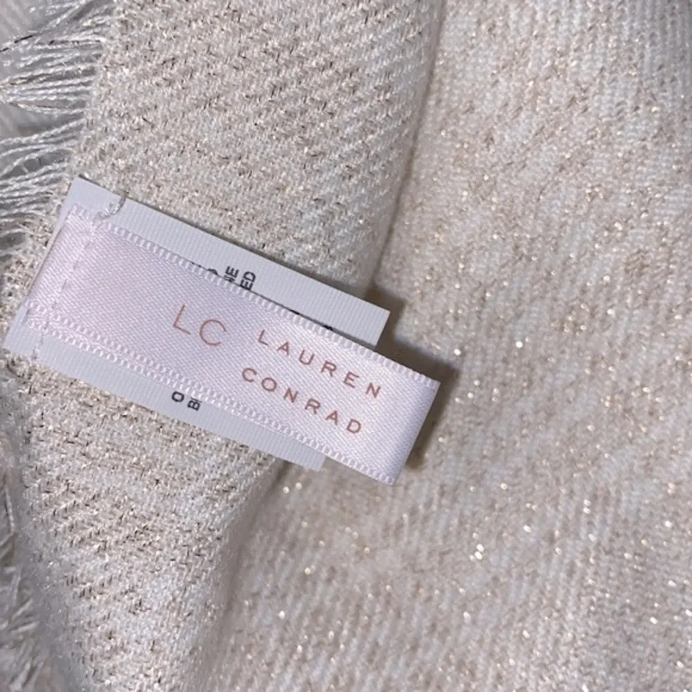 Lauren Conrad scarf